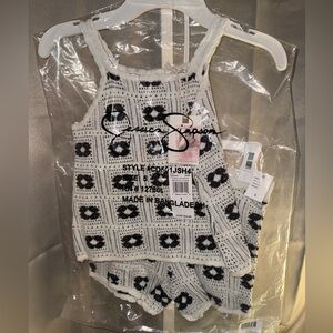 Jessica Simpson Size 5 Tank And Short Set